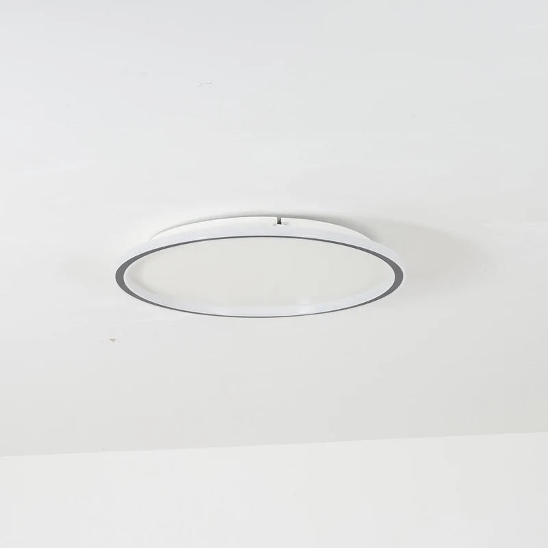 Halo Plafonnier LED Anneau – anneau LED blanc de profil sur fond gris