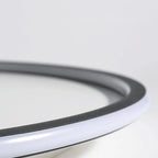 Halo Plafonnier LED Anneau – détail du cadre noir de l'anneau