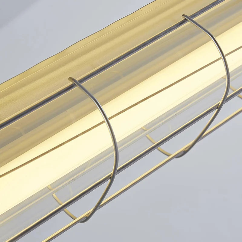 Tubia Suspension Tube en Verre Style Industriel – gros plan du tube en verre et de sa cage métallique