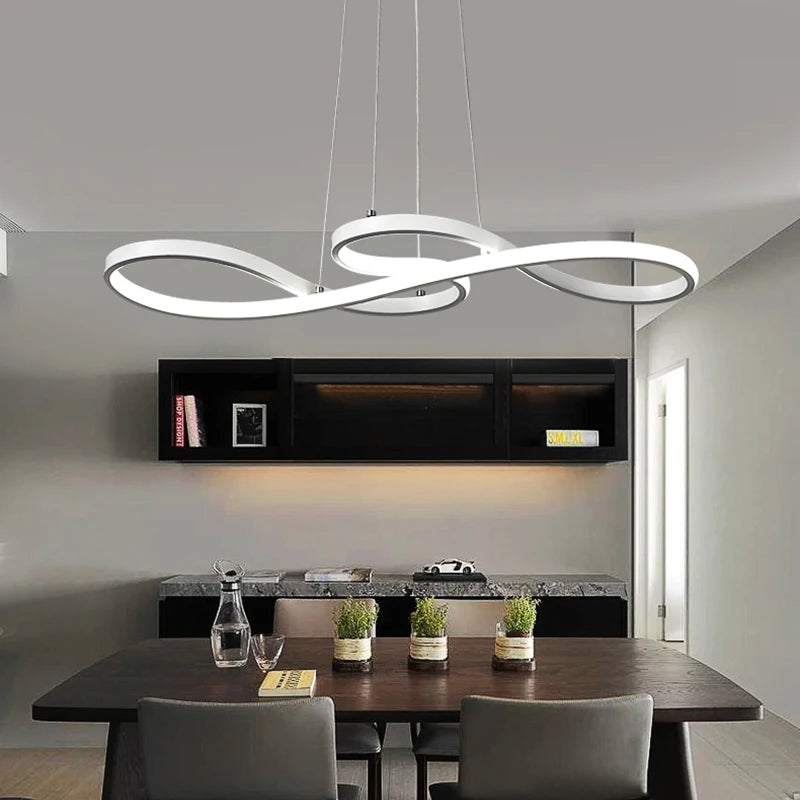 Fluva Suspension Ruban LED Minimaliste – ruban LED blanc dans une salle à manger avec étagère noire