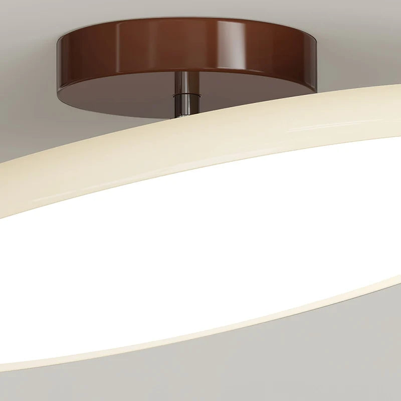 Médaillon Plafonnier LED Rond – gros plan du bord crème et de la lumière