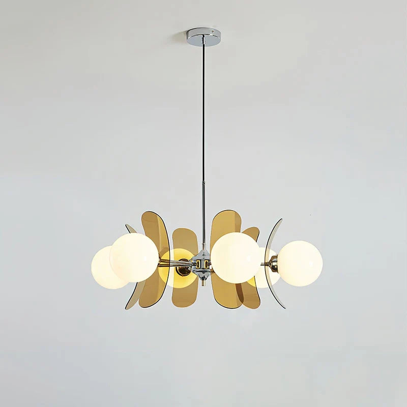 Floria Lustre Pétales et Globes, Style Bauhaus – version à pétales ambrés et globes blancs, vue de face