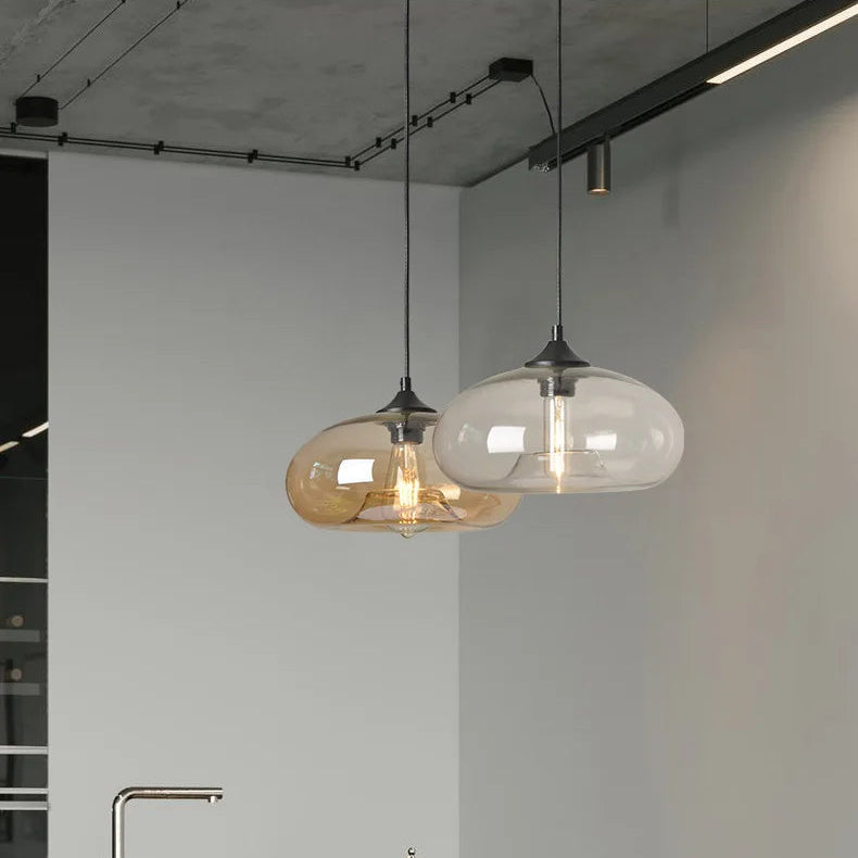 Irisa Suspension Globe en Verre Soufflé, 9 Teintes – suspensions ambrée et grise à hauteurs différentes