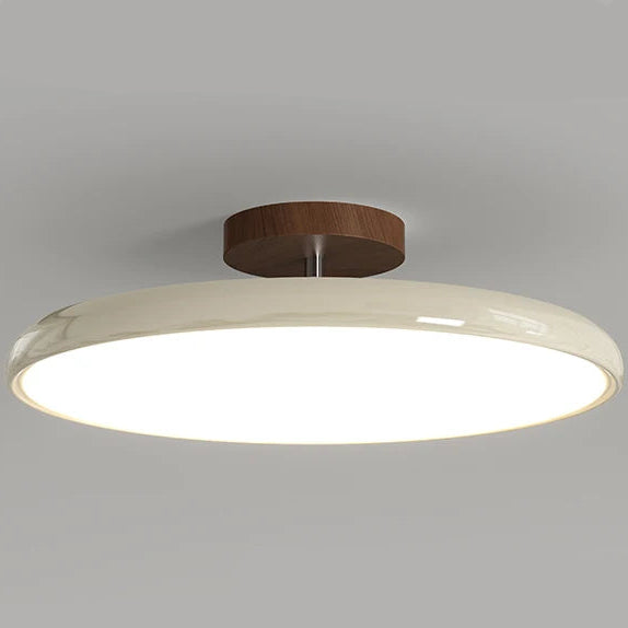 Médaillon Plafonnier LED Rond – gros plan du disque crème et de sa fixation brune