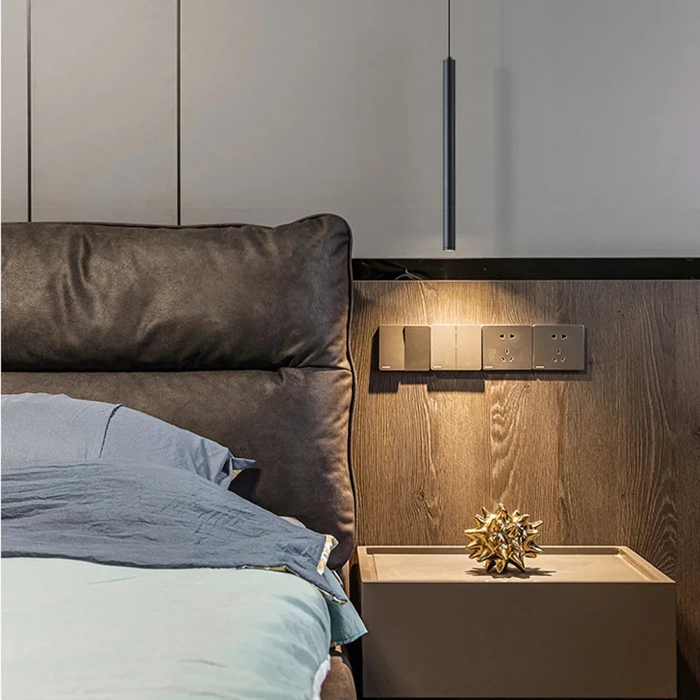 Filin Suspension Tube LED – au-dessus d'un lit à tête de lit en cuir