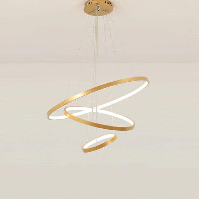 Orbite Suspension LED à Anneaux – anneaux dorés allumés, vue d'ensemble