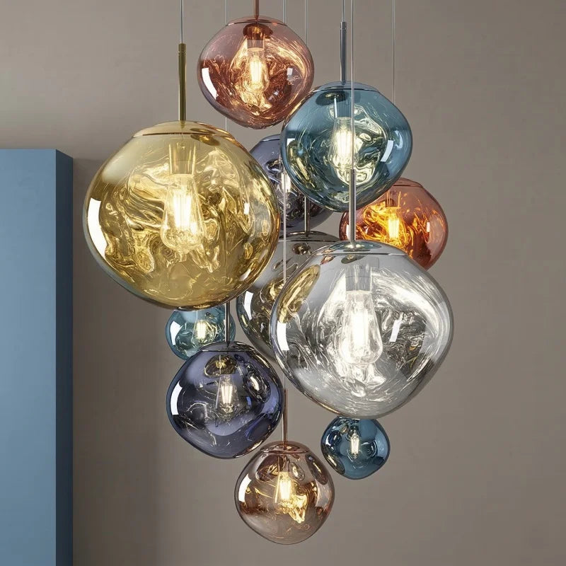 Lavane Suspension Globe en Verre Fondu Irrégulier – globes dorés et colorés groupés