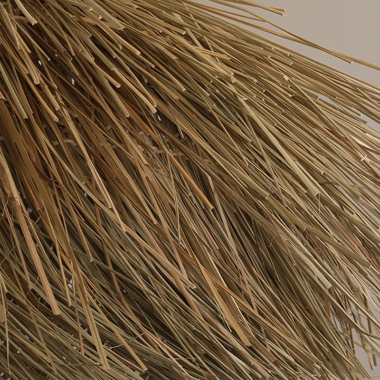 Herbela Suspension Nid en Herbe Tressée ou Rotin – gros plan de la texture en herbe