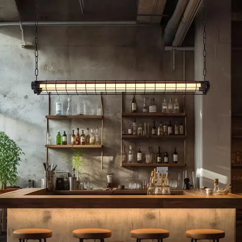 Tubia Suspension Tube en Verre Style Industriel – tube au-dessus d'un bar et d'étagères de bouteilles