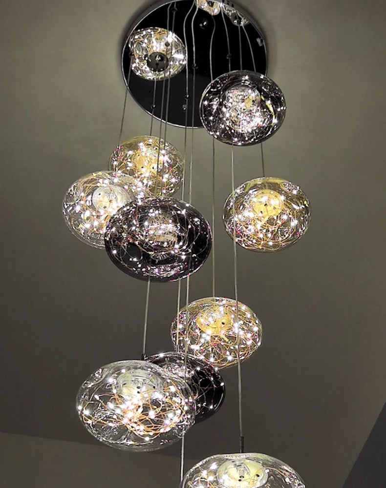 Aurore Suspension en Cristal pour Escalier – globes en cristal transparents, ambrés et gris
