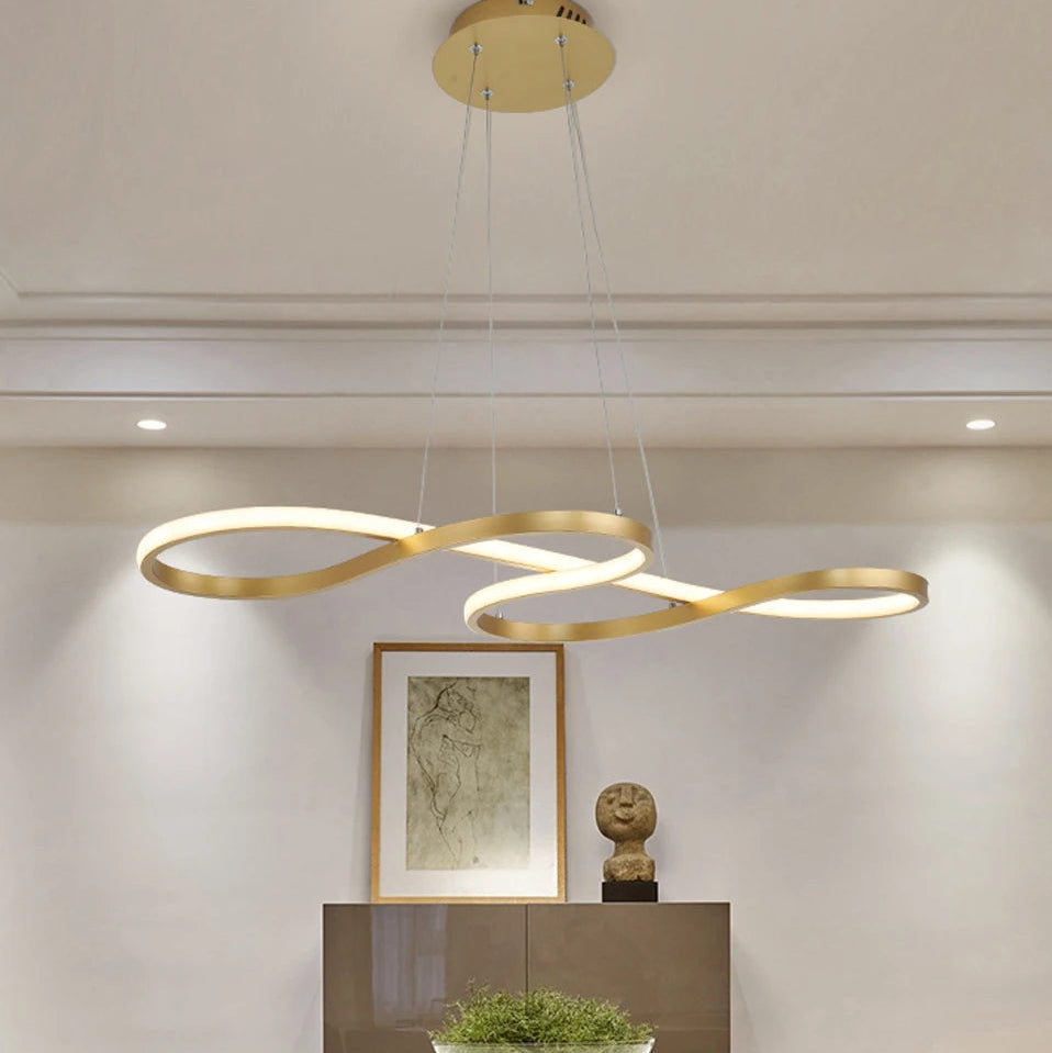 Fluva Suspension Ruban LED Minimaliste – ruban LED doré devant un mur avec cadre